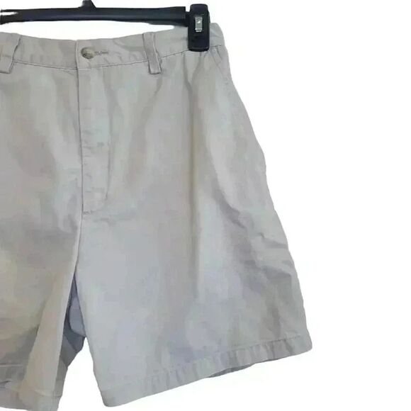 Eddie Bauer Women's Light Stone Gray Cotton Flat Front Shorts - Picture 3 of 9